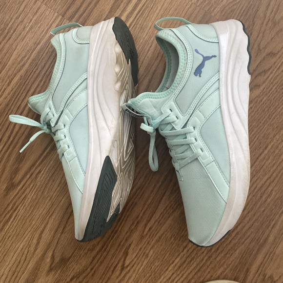 Blue Puma Sneakers - Picture 5 of 5